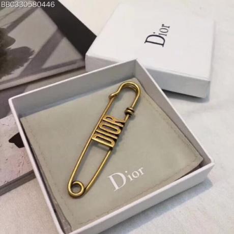 ディオール Dior ブローチ偽物販売口コミ