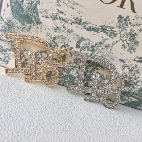 ディオール Dior ブローチ本当に届くブランドコピー店 口コミ