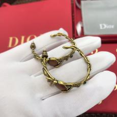 Dior ディオール イヤリング本当に届くブランドコピー店