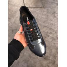 PRADA プラダ 2色カジュアルシューズ運動靴スニーカーおしゃれ通気性ウォーキングシューズランニングシューズ 紐ブランド通販口コミ