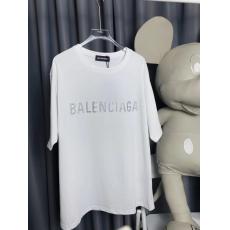 完売人気 BALENCIAGA バレンシアガ 字母ロゴ 定番綿半袖プリント2色最高品質コピーTシャツ買ってみた