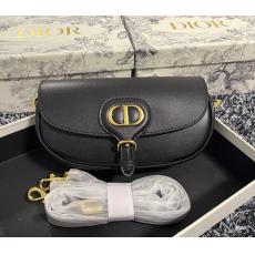 7日間返品返金保障 Dior ディオール 脇の下バッグ 絶妙耐磨良い11色 ブランドコピー代引きバッグ