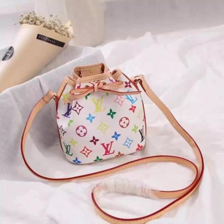 おすすめLOUIS VUITTON ルイヴィトン  M41426-3  ショルダーバッグバッグ偽物販売口コミ
