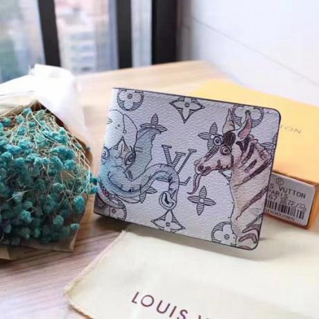 おすすめLOUIS VUITTON ルイヴィトン  M66467-1 短財布  レプリカ販売口コミ