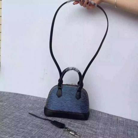 店長は推薦しますLOUIS VUITTON ルイヴィトン 値下げ   ショルダーバッグ  斜めがけショルダー トートバッグ格安コピーバッグ口コミ