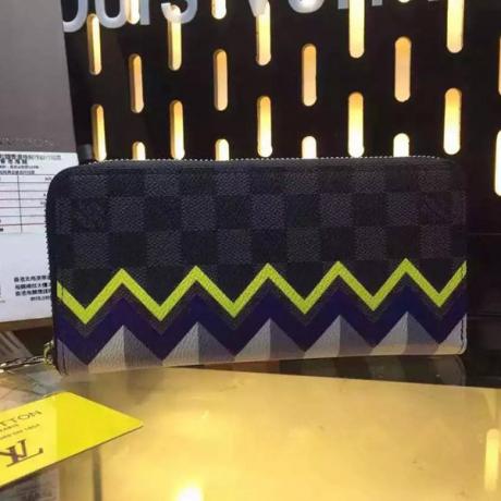 定番人気ルイヴィトン  LOUIS VUITTON 特価 61253   新入荷スーパーコピー代引き財布