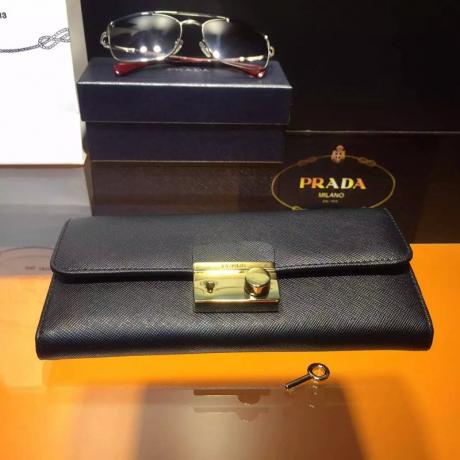 ブランド通販 プラダ PRADA 値下げ 1M1037-1  長財布 コピー財布口コミ