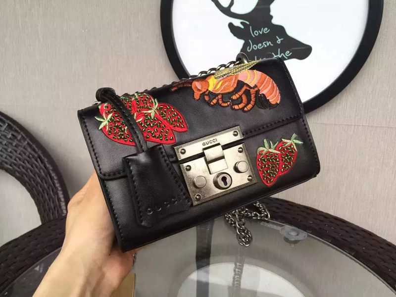 ブランド国内 グッチ  GUCCI 特価 432182-2 斜めがけショルダースーパーコピー激安販売専門店
