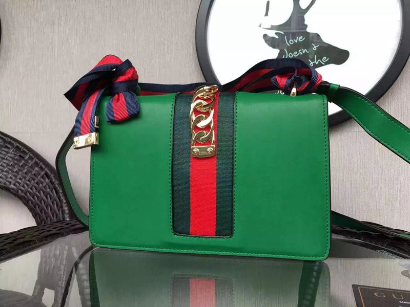 ブランド販売 グッチ  GUCCI  421882-5 ショルダーバッグ  斜めがけショルダー格安コピー口コミ
