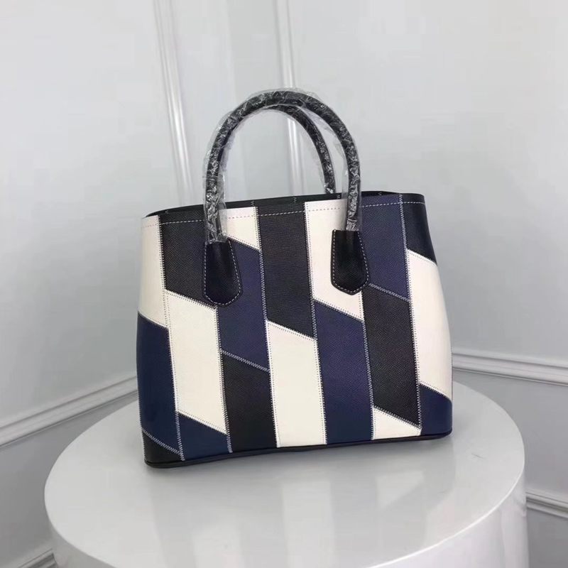 ブランド国内 プラダ  PRADA  2756-3 トートバッグスーパーコピー国内発送専門店
