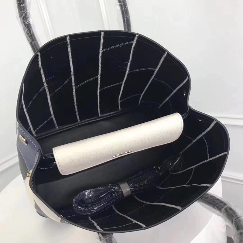 ブランド国内 プラダ  PRADA  2756-3 トートバッグスーパーコピー国内発送専門店