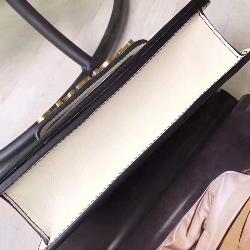 ブランド可能 DIOR ディオール   ショルダーバッグ偽物販売口コミ