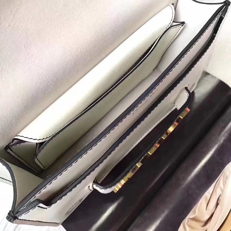 ブランド可能 DIOR ディオール   ショルダーバッグ偽物販売口コミ
