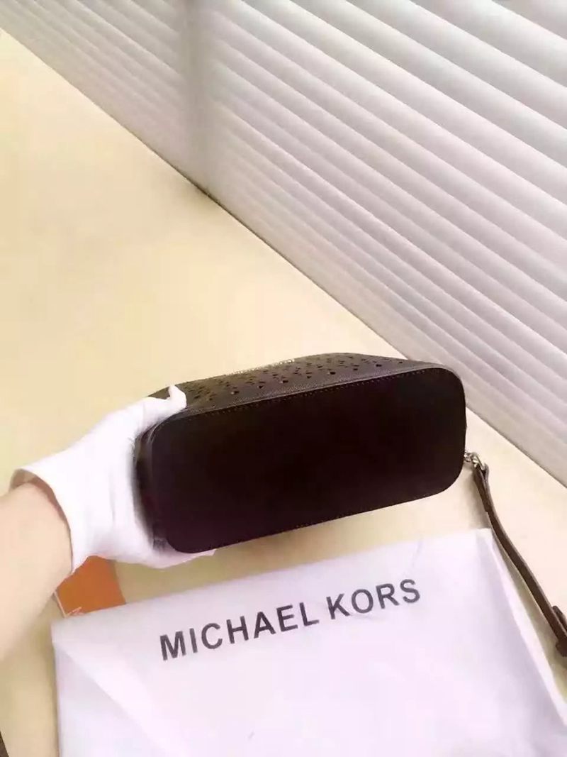 ブランド国内 マイケルコース  MICHAEL KORS セール  ショルダーバッグ  斜めがけショルダーコピー代引き国内発送