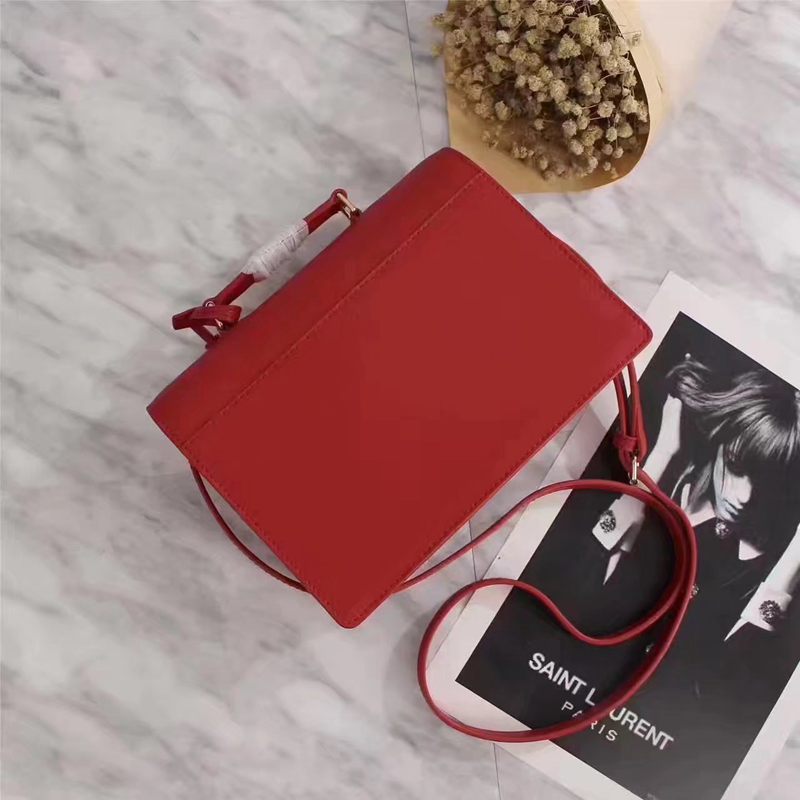 ブランド後払い イヴ・サンローラン  YSL 特価 F26809-4 レディース ショルダーバッグ  斜めがけショルダーブランドコピー安全後払い