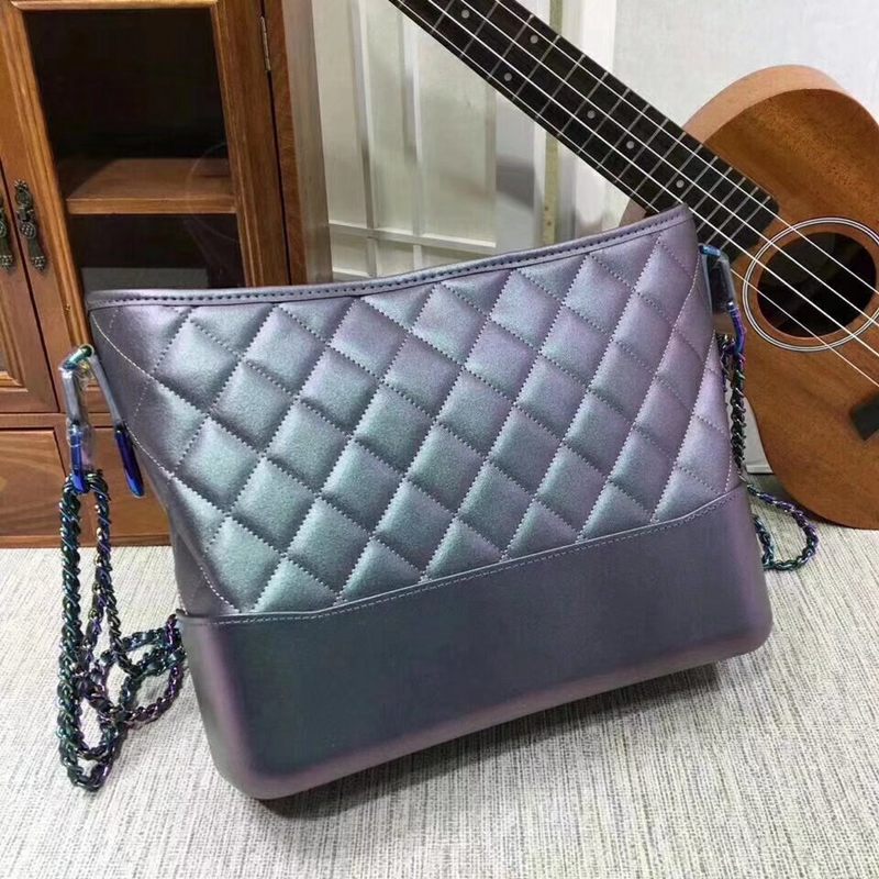 ブランド可能 CHANEL シャネル セール 4978大号炫彩皮 斜めがけショルダー最高品質コピーバッグ代引き対応