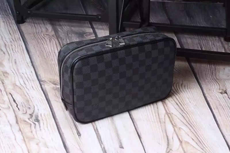 ブランド後払い ルイヴィトン  LOUIS VUITTON  41608 クラッチバッグスーパーコピー代引き国内発送