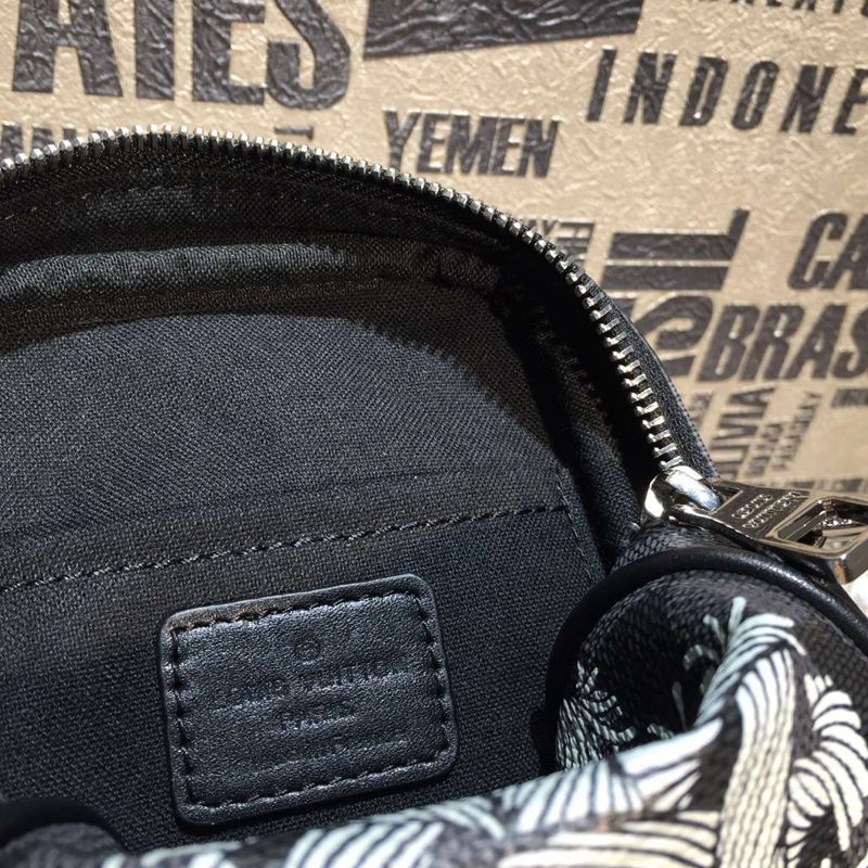 ブランド販売 ルイヴィトン  LOUIS VUITTON 値下げ M93706-1 ショルダーバッグコピー代引き口コミ