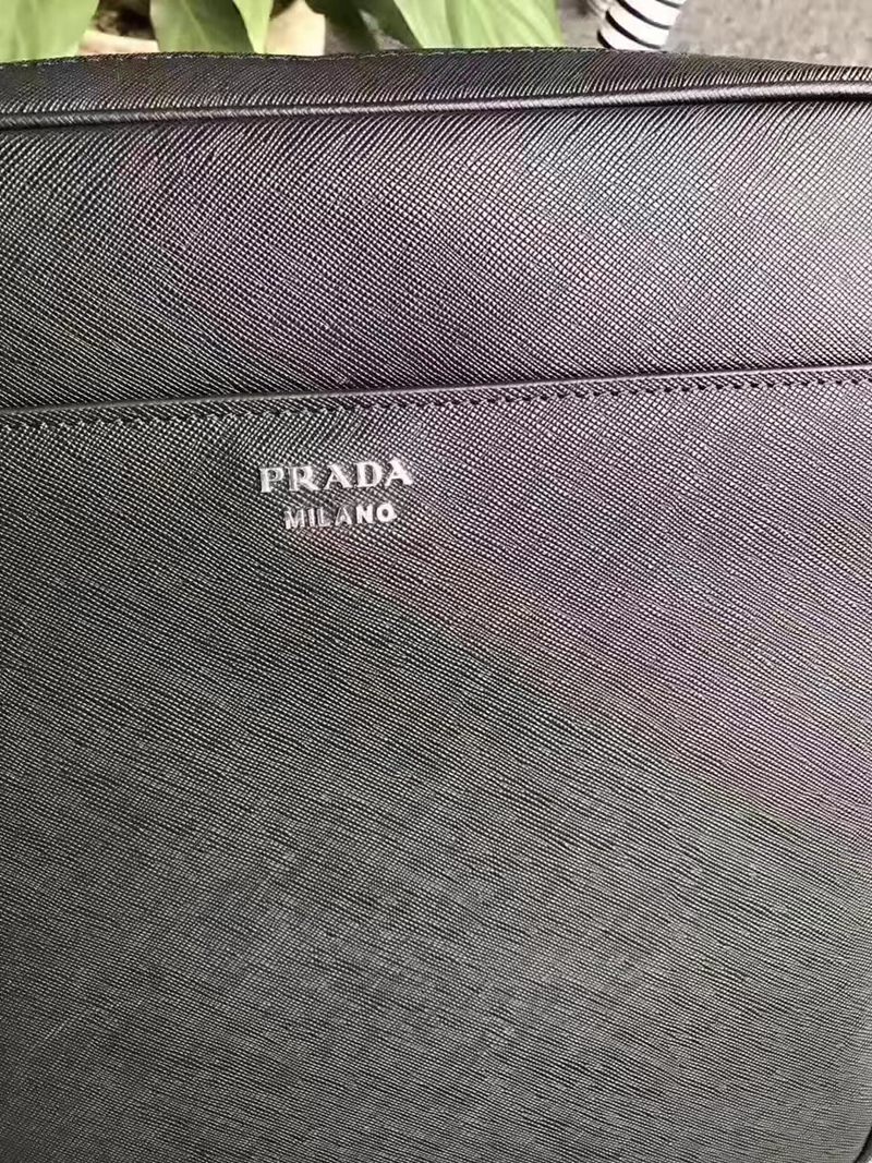 ブランド国内 プラダ  PRADA  VA0177-1 メンズ 斜めがけショルダースーパーコピーバッグ激安販売専門店
