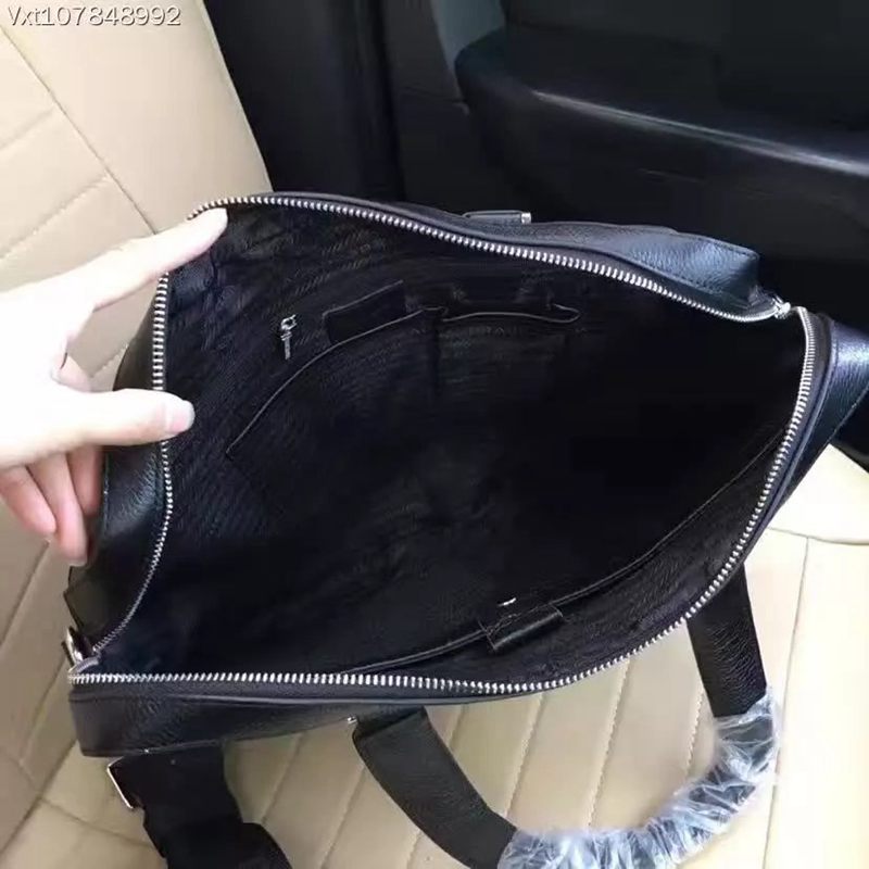 ブランド販売 プラダ  PRADA  9017 メンズ ショルダーバッグ トートバッグスーパーコピーブランド