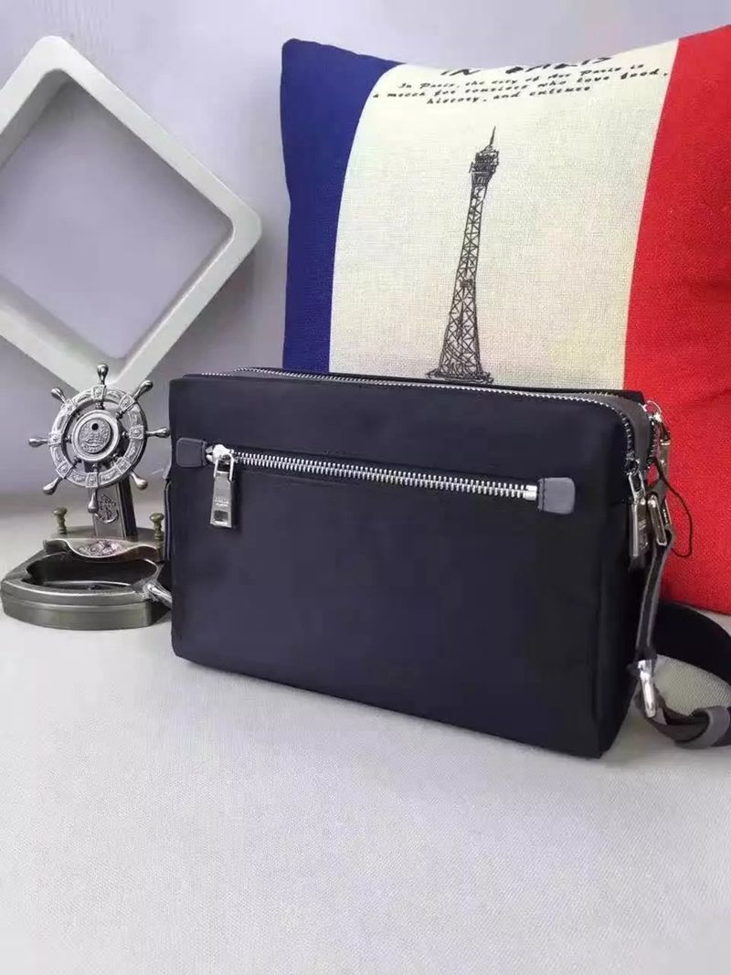 ブランド通販 プラダ  PRADA セール価格 9181 メンズ ショルダーバッグ  斜めがけショルダースーパーコピー激安販売