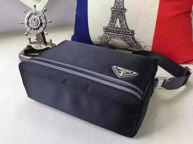 ブランド通販 プラダ  PRADA セール価格 9181 メンズ ショルダーバッグ  斜めがけショルダースーパーコピー激安販売