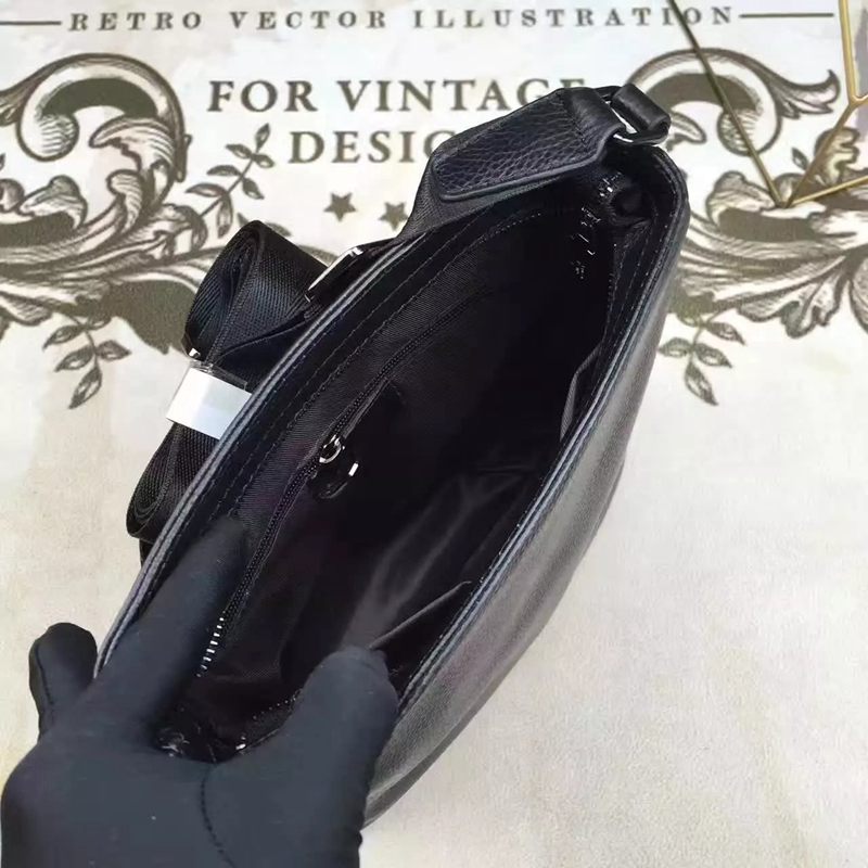 ブランド後払い グッチ  GUCCI セール価格  ショルダーバッグ  斜めがけショルダースーパーコピー代引き国内発送