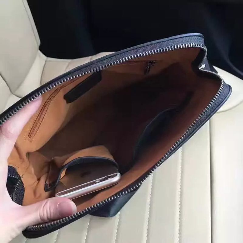 ブランド通販 グッチ  GUCCI  558 メンズ ショルダーバッグバッグ偽物販売口コミ