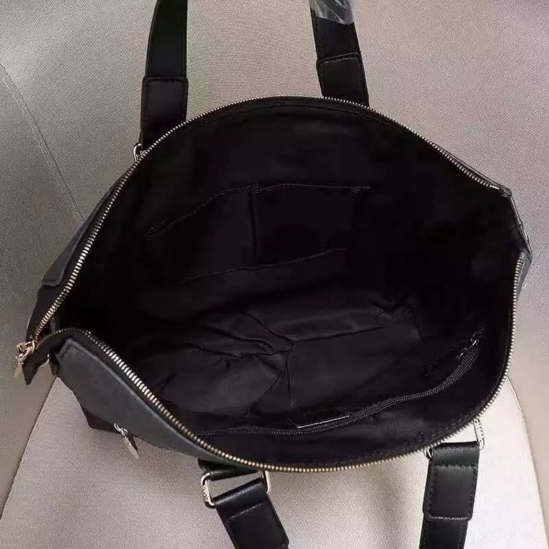 ブランド国内 グッチ  GUCCI  298190-2 メンズ ショルダーバッグ トートバッグスーパーコピーバッグ国内発送専門店