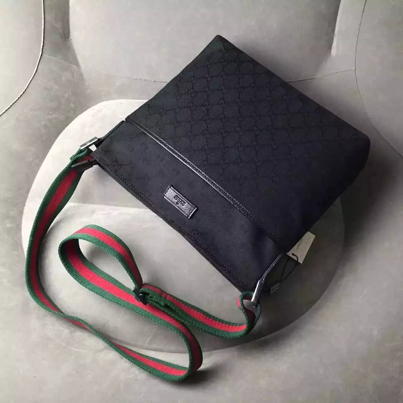 ブランド可能 GUCCI グッチ  189752-1 ショルダーバッグ  斜めがけショルダーコピー 販売口コミ