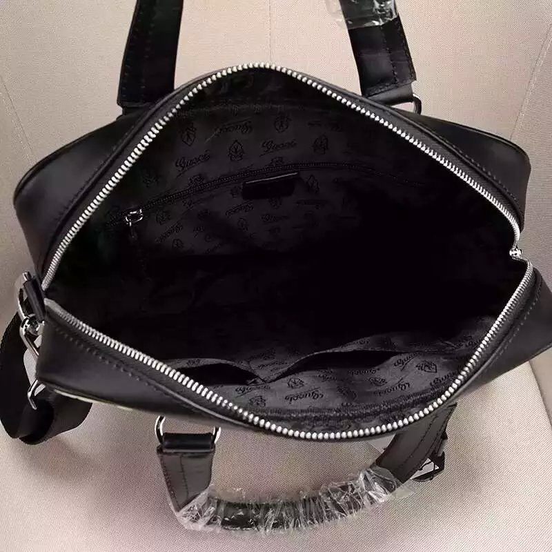 ブランド国内 グッチ  GUCCI  2700-2-2 メンズ ショルダーバッグ  斜めがけショルダー トートバッグバッグ偽物販売口コミ