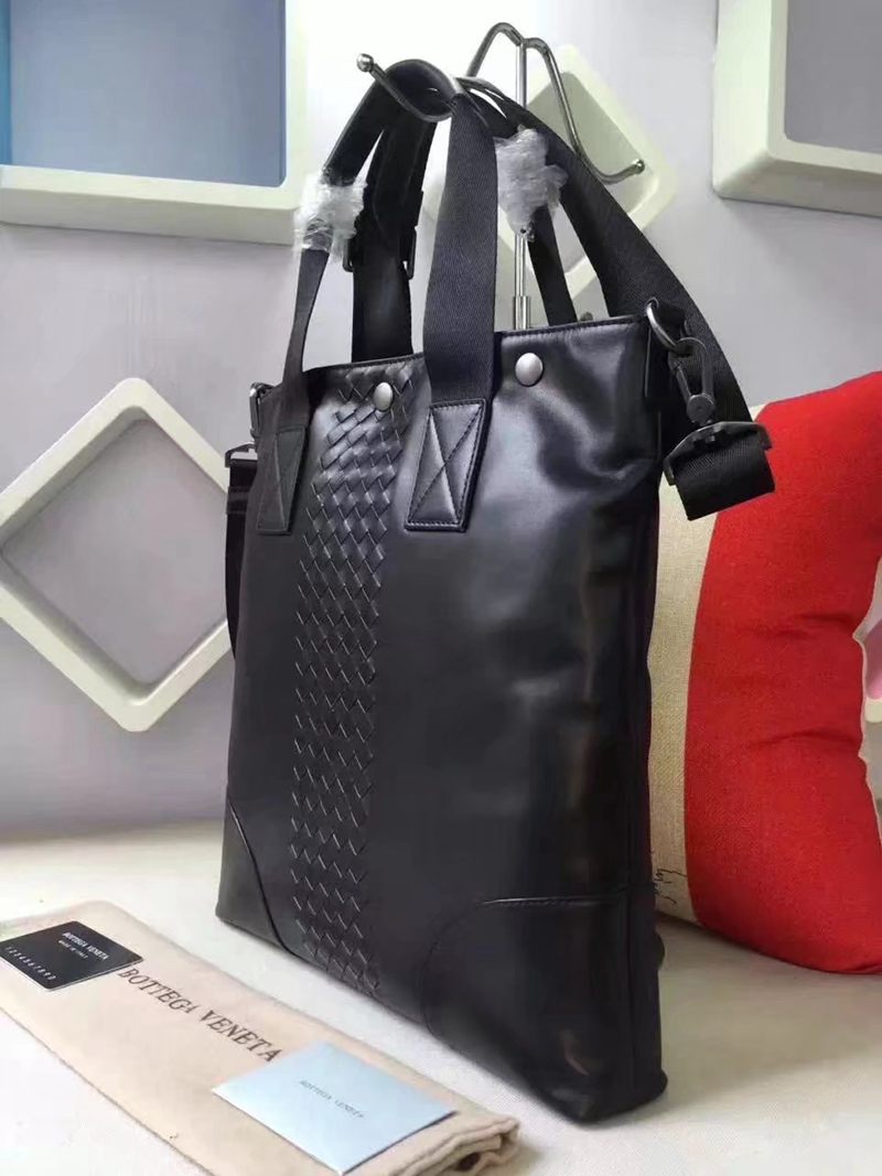 ブランド販売 ボッテガヴェネタ  Bottega Veneta   メンズ ショルダーバッグ  斜めがけショルダー トートバッグスーパーコピーブランドバッグ激安安全後払い販売専門店