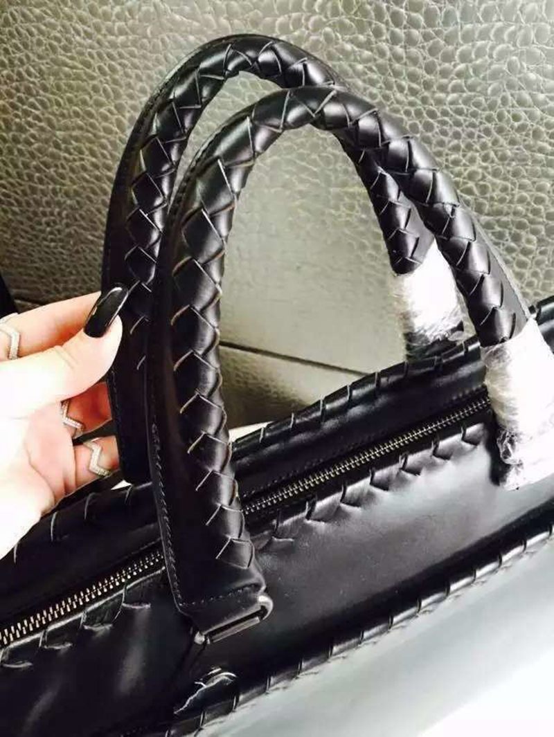 ブランド可能 Bottega Veneta ボッテガヴェネタ   ショルダーバッグ  斜めがけショルダー トートバッグスーパーコピーブランドバッグ激安販売専門店