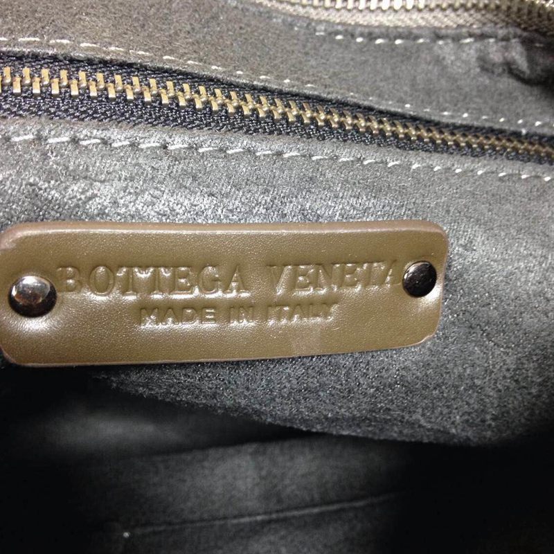 ブランド通販 ボッテガヴェネタ  Bottega Veneta   ショルダーバッグ  斜めがけショルダー激安販売バッグ専門店