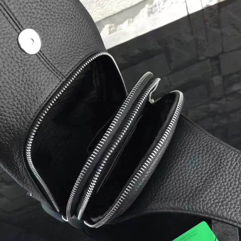 ブランド国内 プラダ  PRADA  2VD262-6 ショルダーバッグ  斜めがけショルダー偽物販売口コミ