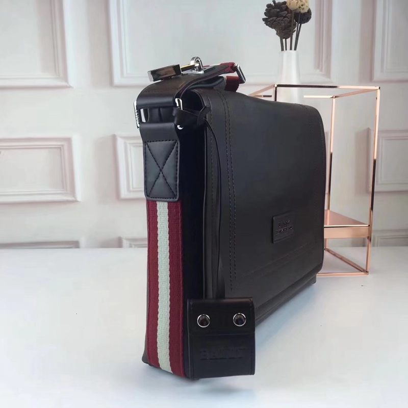 ブランド可能 BALLY バリー 値下げ 6039-2 メンズ ショルダーバッグスーパーコピーブランドバッグ激安安全後払い販売専門店