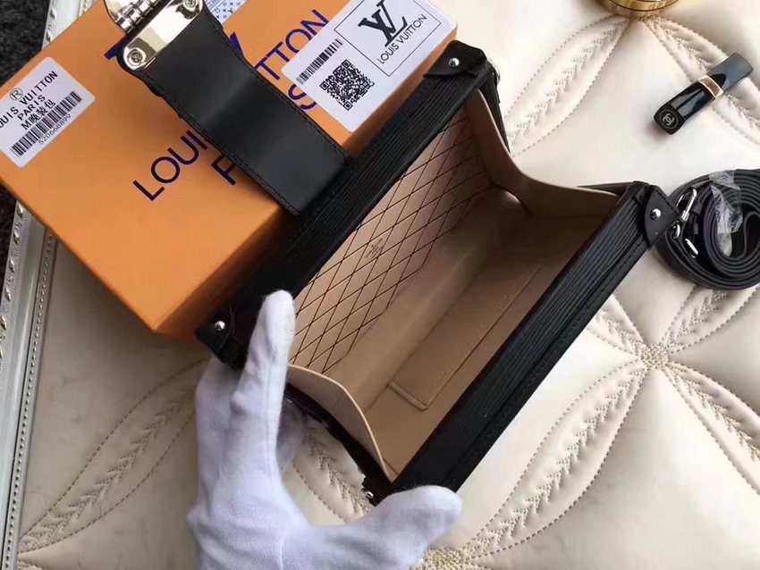 定番人気ルイヴィトン  LOUIS VUITTON セール価格 M40273-6  斜めがけショルダー国内発送格安コピー口コミ