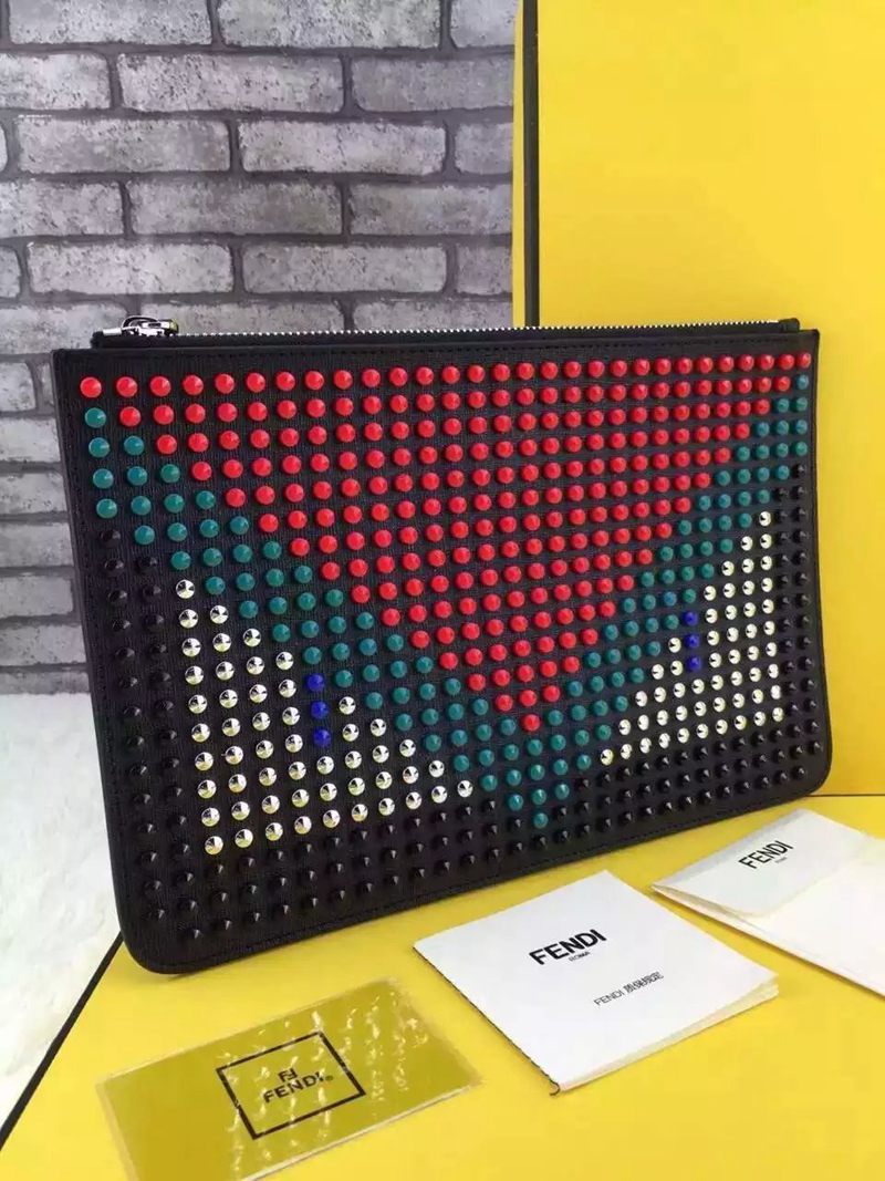 ブランド通販 フェンディ FENDI   クラッチバッグ激安販売バッグ専門店