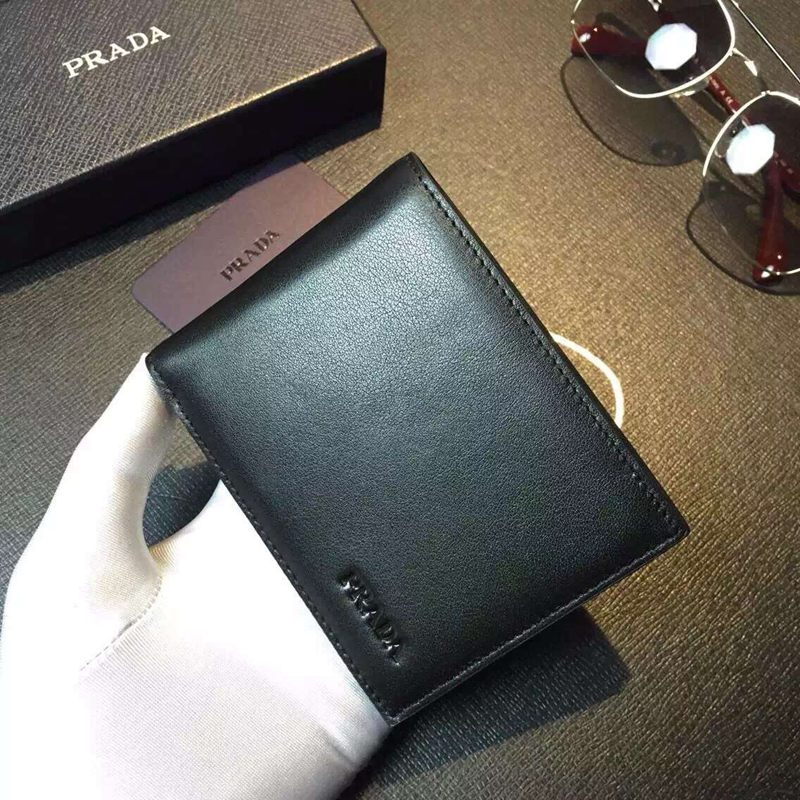 ブランド国内 プラダ PRADA  1M0678-1  短財布 ブランド通販口コミ