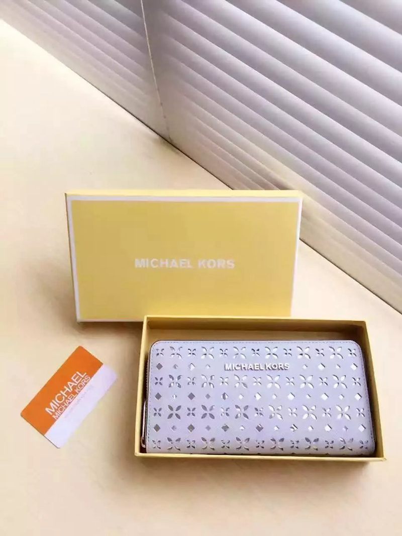 ブランド国内 マイケルコース Michael Kors  特価    最高品質コピー財布