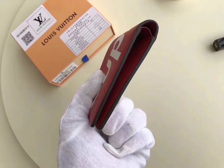 2018年新作ルイヴィトン  LOUIS VUITTON セール M66859-2 短財布  赤色安全後払いブランドコピー代引き