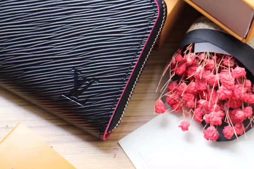 2018年新作ルイヴィトン  LOUIS VUITTON 値下げ M64838  長財布 国内発送スーパーコピー財布国内発送専門店