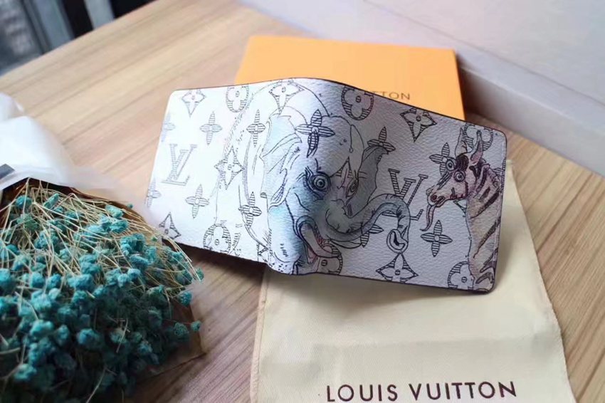 おすすめLOUIS VUITTON ルイヴィトン  M66467-1 短財布  レプリカ販売口コミ