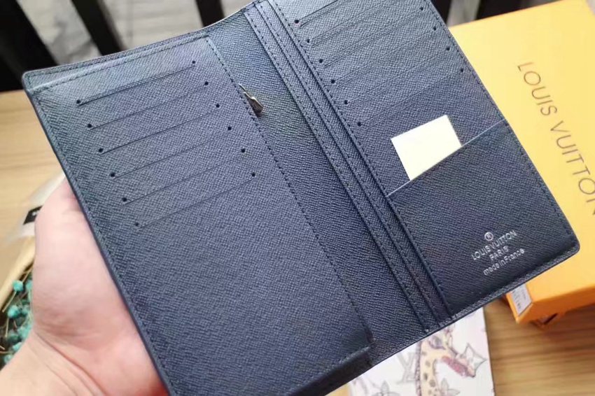 高評価 LOUIS VUITTON ルイヴィトン 値下げ M66933-1 長財布  レプリカ 代引き