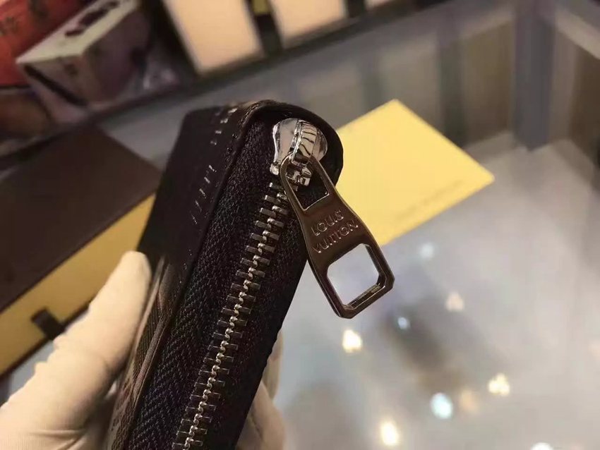 2018年秋冬 新作ルイヴィトン  LOUIS VUITTON  60017-3  長財布 安全後払いスーパーコピーブランド財布国内発送激安販売専門店