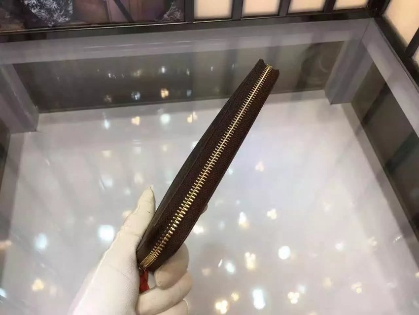 おすすめLOUIS VUITTON ルイヴィトン  60742-3  長財布 安全後払い財布コピー最高品質激安販売