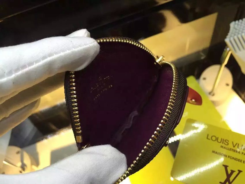 店長は推薦しますLOUIS VUITTON ルイヴィトン セール M61365-2   最高品質コピー財布
