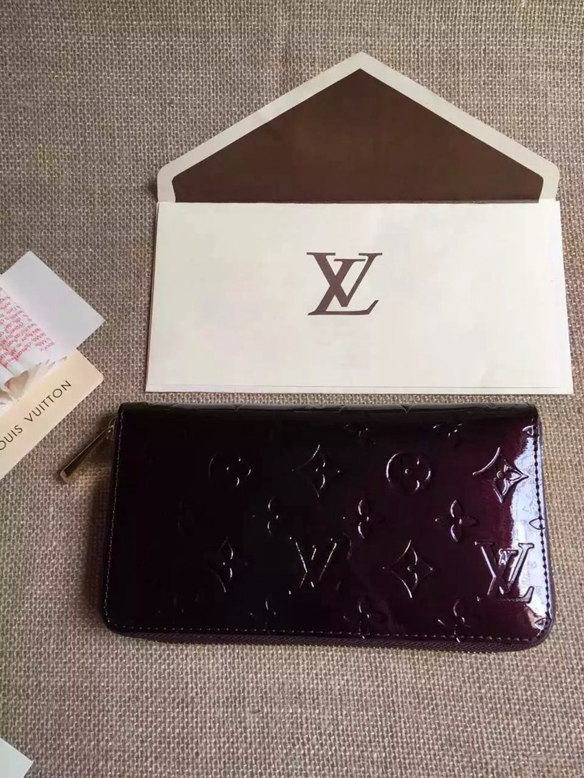 2018年新作LOUIS VUITTON ルイヴィトン  M60017-2   新入荷激安財布代引き