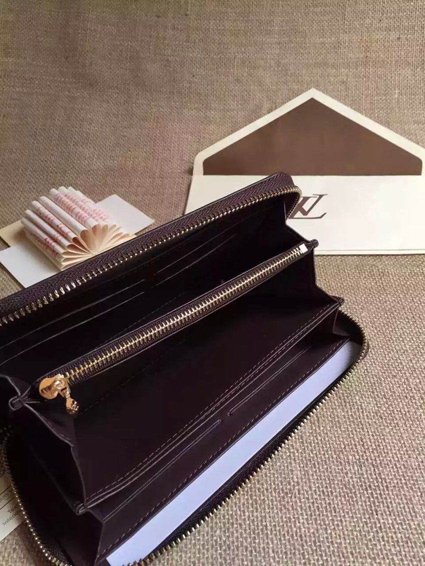 2018年新作LOUIS VUITTON ルイヴィトン  M60017-2   新入荷激安財布代引き