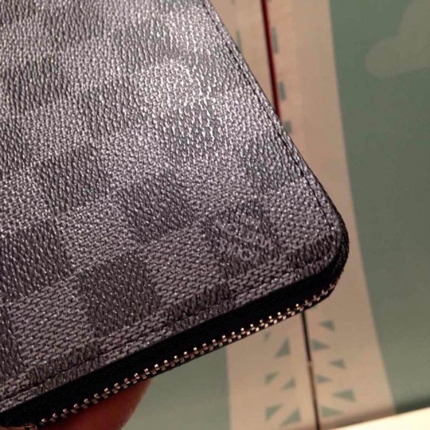 2018年新作LOUIS VUITTON ルイヴィトン     安全後払いコピーブランド激安販売専門店